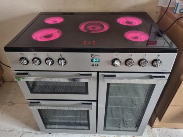 Image 1 of Electric range cooker. Recently cleaned, 4 years old.