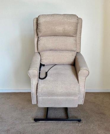 Image 5 of PETITE CROWN ELECTRIC RISER RECLINER CHAIR BROWN CAN DELIVER