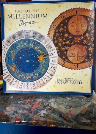 Image 2 of CIRCULAR JIGSAW PUZZLE - MILLENIUM CLOCK FACE 500 pcs