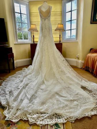 Image 3 of Lace wedding Dress Size 10 - Ivory