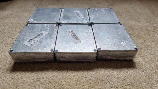Preview of the first image of 6 x aluminium project box 125mm x 95mm x 35mm.