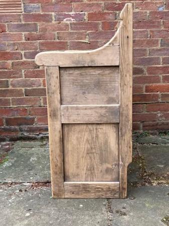 Image 2 of Beautiful small Antique Pine Settle