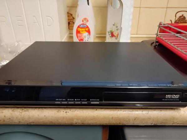 Image 3 of Toshiba HD EP 30 KB Dvd Player Mint condition