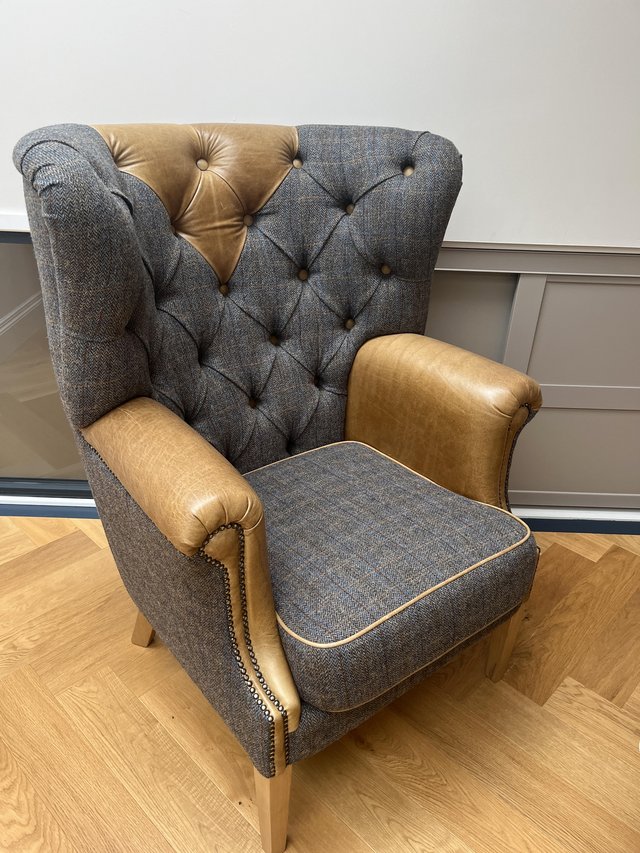 Preview of the first image of Tannahills Kilmarnock single chair.