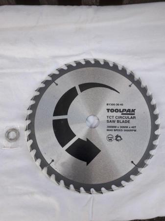 Image 9 of TCT CIRCULAR SAW BLADE 300MM X 30MM BORE X 40T, 60T