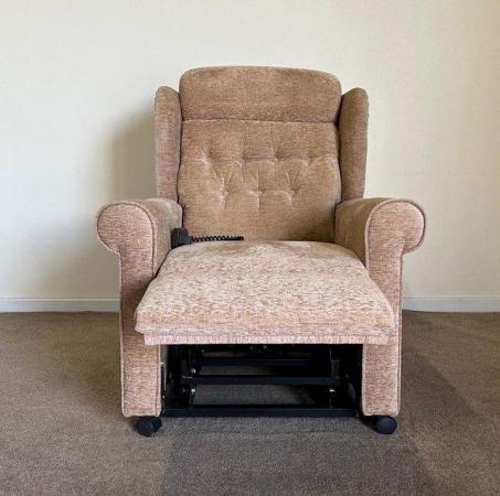 Image 8 of LUXURY ELECTRIC RISER RECLINER PINK CHAIR ~ CAN DELIVER
