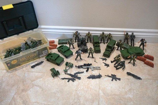 Image 1 of Military Play Set - Action Figures, Tank, Vehicles & more