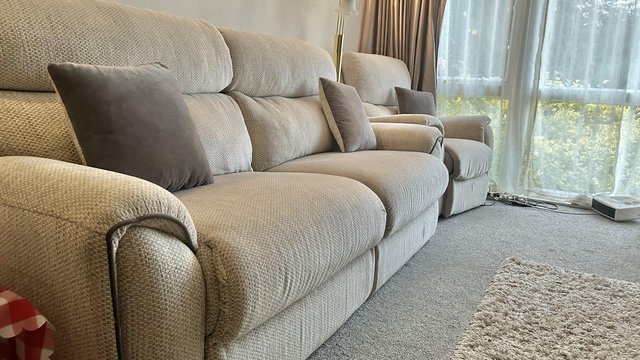 Image 1 of 2 x 3 Seater Sofa and Recliner Chair