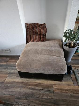 Image 3 of Sofa plus puff and swivel chair