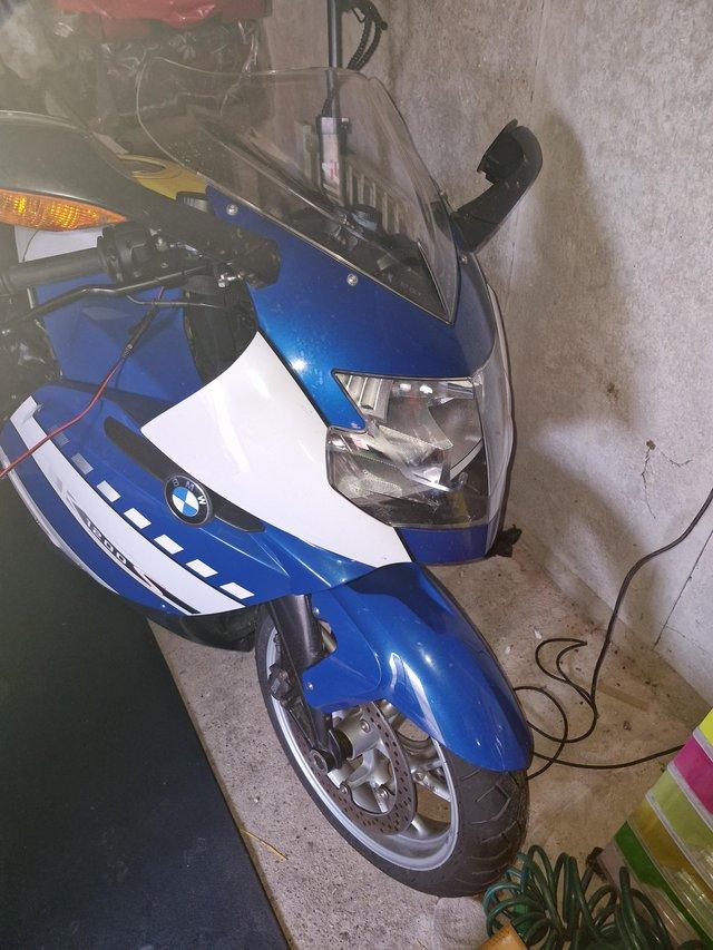 Preview of the first image of Bmw k1200s 2005 blue and white.