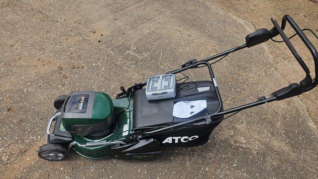 Preview of the first image of MOWER NEW 48V Li-ion Atco Liner 16s.