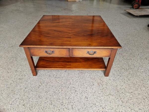 Image 2 of Solid mahogany coffee table with 4 drawers
