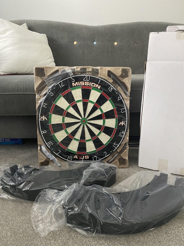 Preview of the first image of Brand New Dartboard Set.