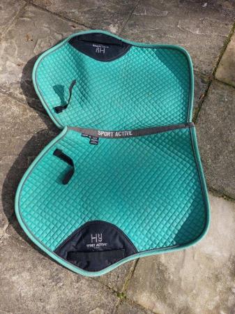 Image 1 of Turquoise HY Sport active saddle pad.