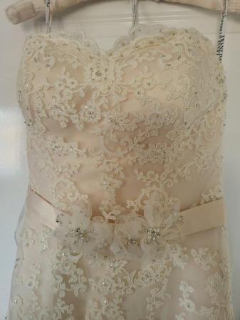Image 2 of Beautiful Ivory wedding dress. Size 12