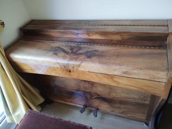 Image 2 of Free Consolette piano in Sussex - come and pick it up!