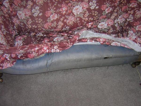Image 3 of Victorian Chesterfield requires upholstering.