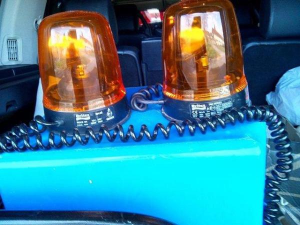 Image 3 of 2 used 12 volt britex  orange revolveig lights no dameage