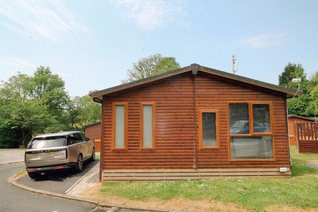 Image 20 of This Beautiful Holiday Home provides Panoramic Views