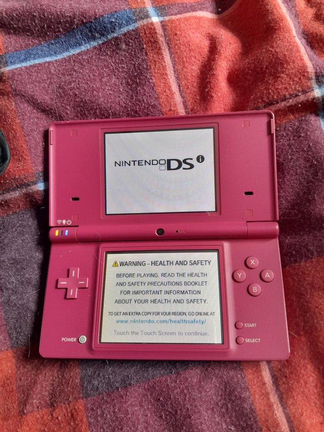 Preview of the first image of Nintendo Ds  with games works perfectly.