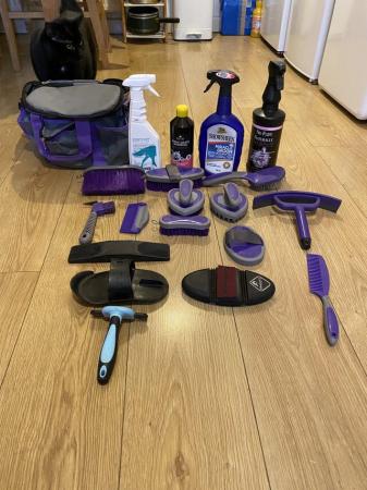 Image 2 of Grooming kit brushing boots