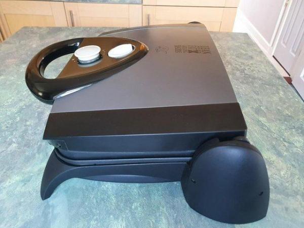 Image 1 of George Foreman Lean Mean Fat Grilling Machine!