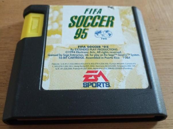 Image 2 of FIFA 95 Sega Mega Drive Game-Cartridge only