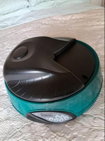 Image 2 of AUTOMATIC PET FEEDER FOR CATS AND DOGS WITH VOICE RECORDING