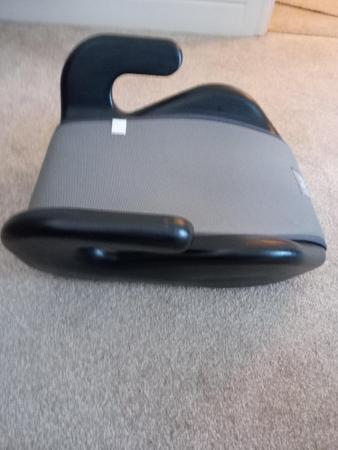 Image 3 of Child booster car seat used but in good condition