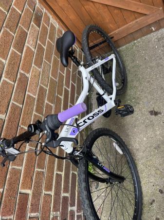 Image 2 of Junior bike for sale purple & white