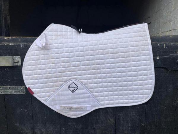Image 1 of Lemieux close contact saddle pad