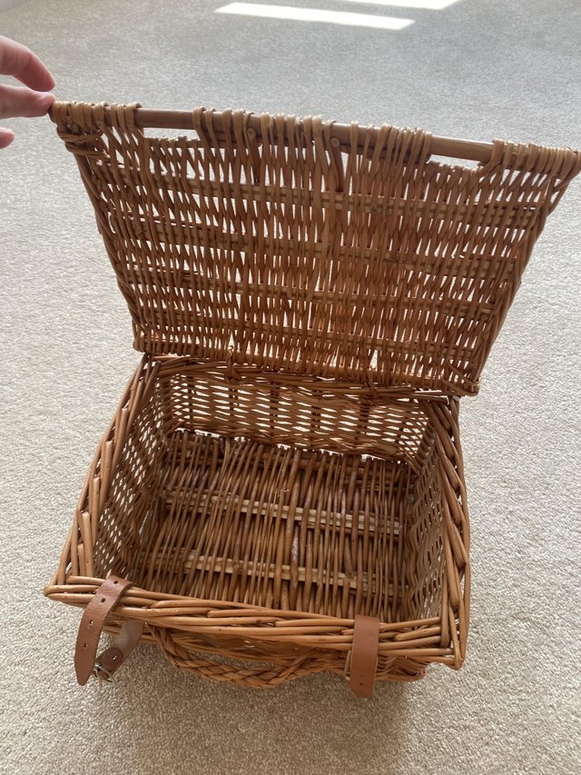 Preview of the first image of Wicker Picnic Basket for sale.