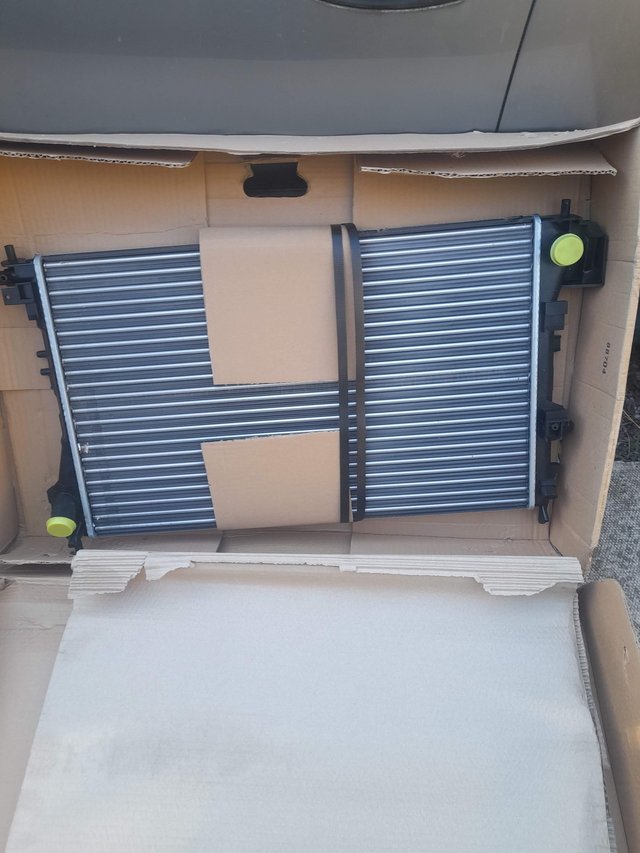 Preview of the first image of Saab 93/ Vauxhall GM radiator.