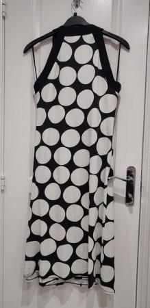 Image 13 of New with Tags Wallis Summer Wrap Dress Size 16