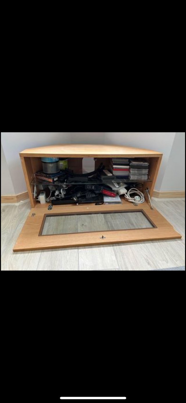Preview of the first image of Tv cabinet with storage.