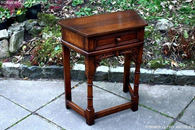 Image 52 of A TITCHMARSH AND GOODWIN OAK CANTED HALL TABLE LAMP STAND