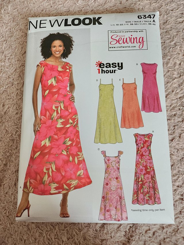Preview of the first image of Womens sewing patterns 13 different ones.