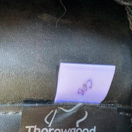 Image 10 of Thorowgood T6 17 inch cob saddle