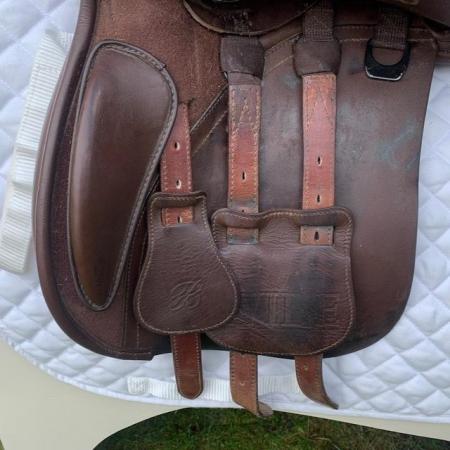 Image 6 of Bates 17 inch wide brown saddle