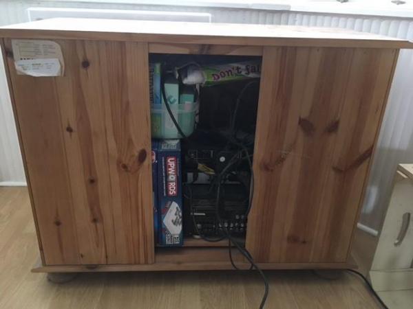 Image 2 of Solid TV Cabinet for sale in very good condition