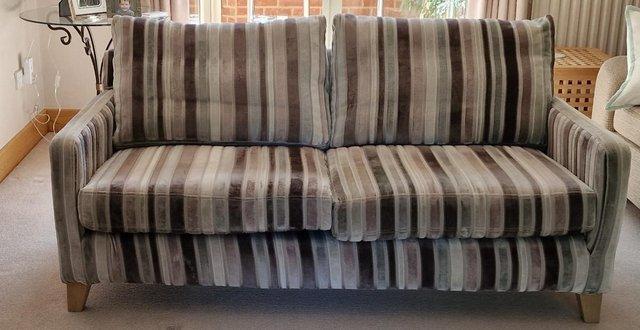 Preview of the first image of Three seater sofa Sofa 3-seater in colour striped fabric.