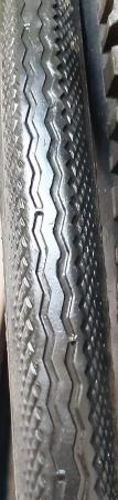 Image 1 of CST 25-622 700 x 25c Hybrid / road bike tyre