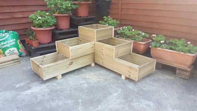Large Handmade 3-Tier Wooden Corner Planter (L-Shape) – for 