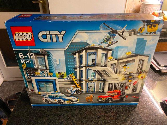 Preview of the first image of LEGO CITY 60141 - Police Station etc.
