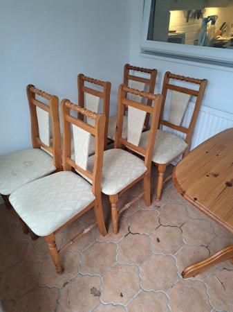 Image 2 of Pine dining table with 6 chairs