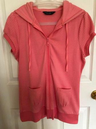 Image 1 of Short sleeved, hooded top by Dorothy Perkins.