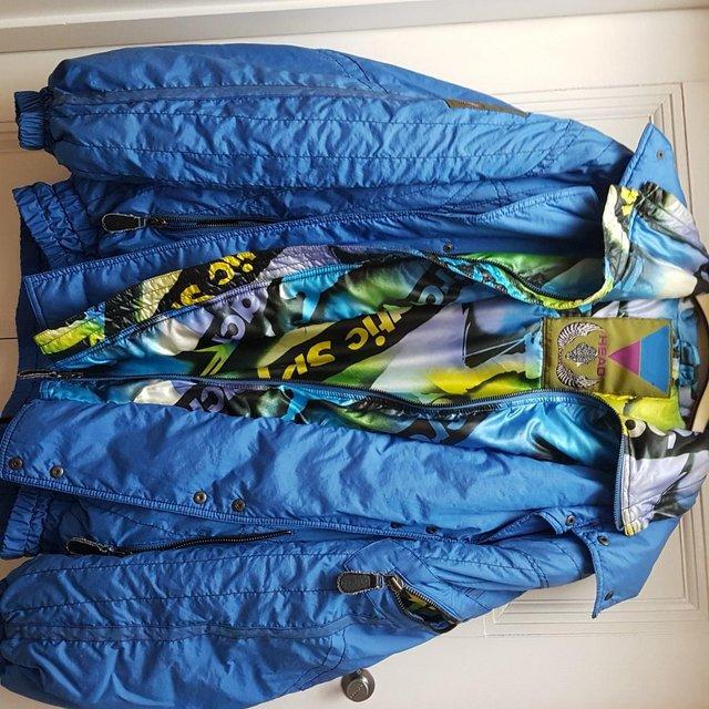 Preview of the first image of MEN'S BLUE SKI JACKET MADE BY HEAD.