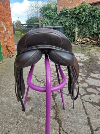 Image 1 of 17.5" brown Saddle Company saddle