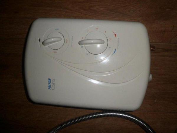 Image 1 of used electric shower  good condition works very well