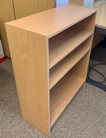 Image 3 of Wood effect shelves/bookcase